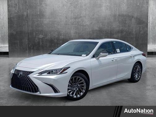 2025 Lexus ES 300h Luxury