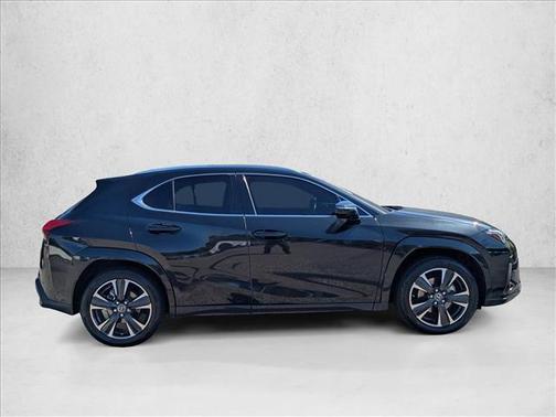 2022 Lexus UX 200 Base
