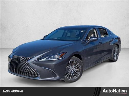 2025 Lexus ES 300h Base