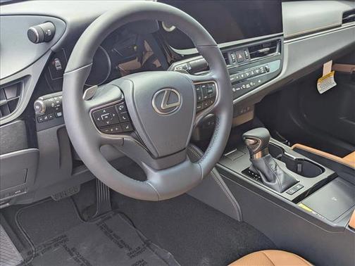 2025 Lexus ES 300h Base