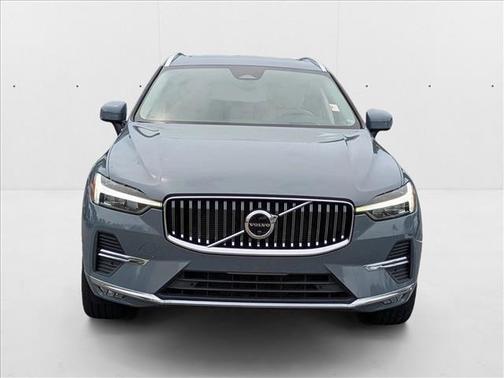 2022 Volvo XC60 B6 Inscription