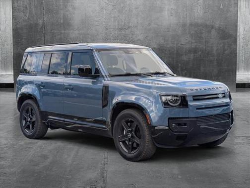 2020 Land Rover Defender 110 SE