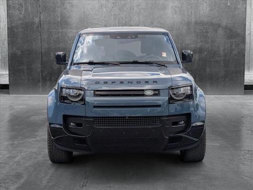 2020 Land Rover Defender 110 SE
