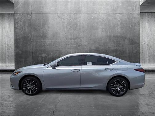 2025 Lexus ES 300h Base
