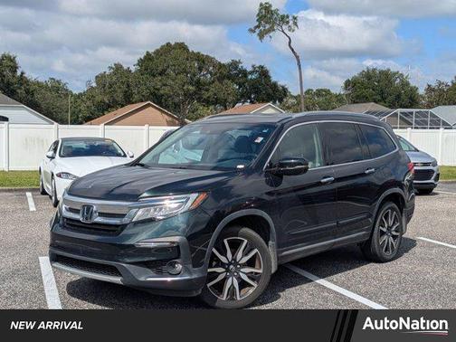 2021 Honda Pilot Touring 8-Passenger