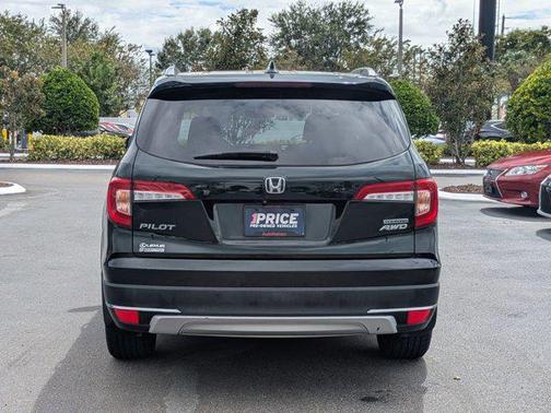 2021 Honda Pilot Touring 8-Passenger