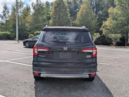 2021 Honda Pilot Touring 8-Passenger
