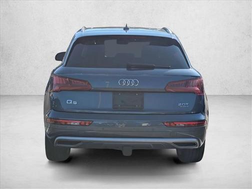 2018 Audi Q5 2.0T Prestige
