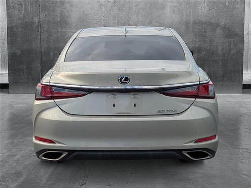 2022 Lexus ES 350 Base