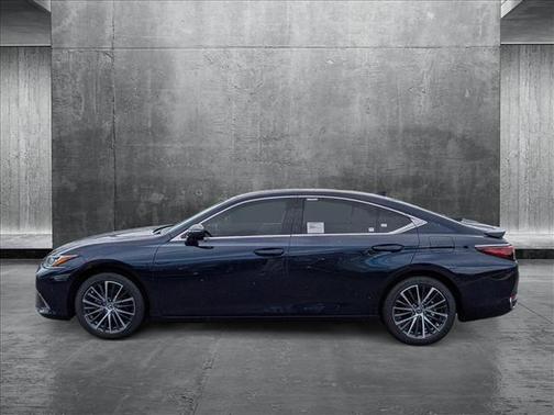 2025 Lexus ES 300h Base