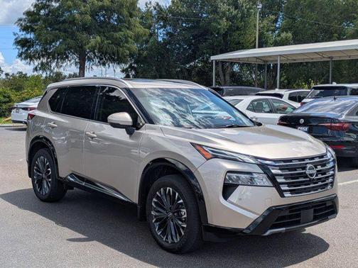 2025 Nissan Rogue Platinum