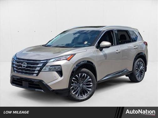 2025 Nissan Rogue Platinum