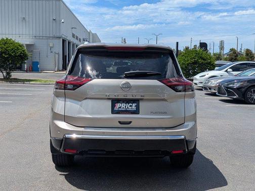 2025 Nissan Rogue Platinum