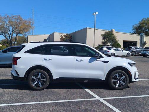 2022 Kia Sorento EX