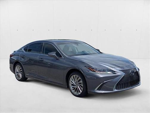2019 Lexus ES 300h Ultra Luxury