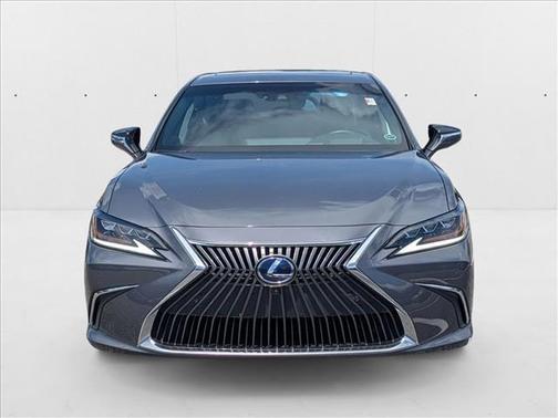 2019 Lexus ES 300h Ultra Luxury