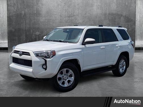 2024 Toyota 4Runner SR5