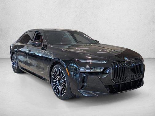 Black Sapphire Metallic 2026 BMW 740 740i