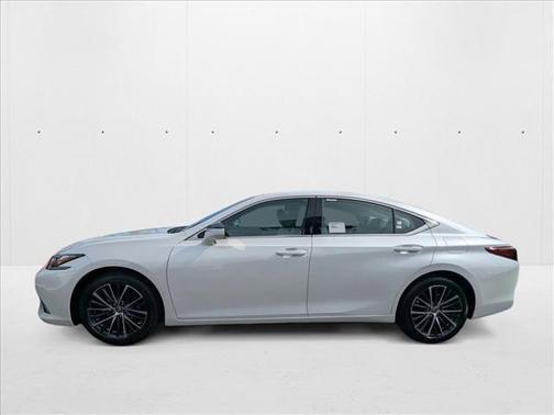 2025 Lexus ES 300h Base