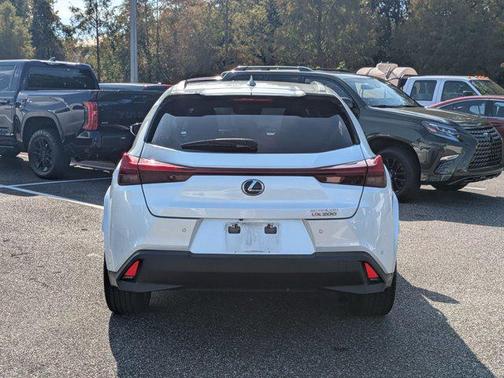 2022 Lexus UX 200 Base