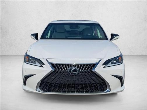 2025 Lexus ES 300h Base