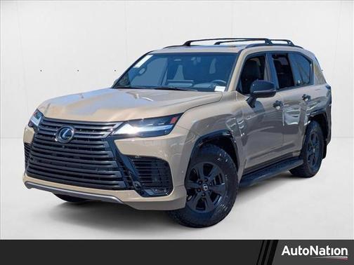 2025 Lexus LX 700h Overtrail