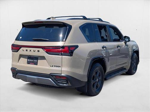 2025 Lexus LX 700h Overtrail