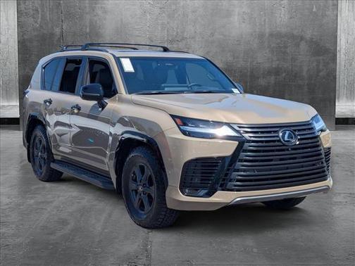 2025 Lexus LX 700h Overtrail