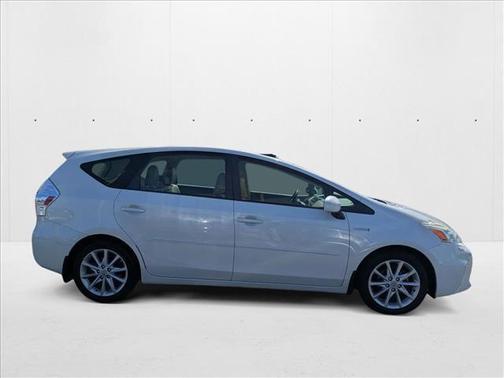 2012 Toyota Prius v Five