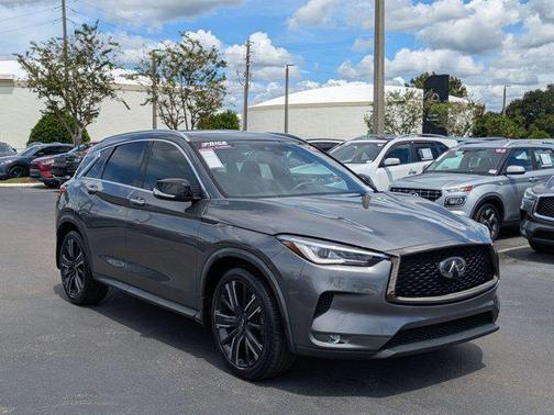 2021 INFINITI QX50 LUXE
