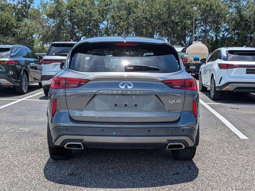 2021 INFINITI QX50 LUXE