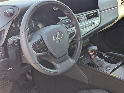 2025 Lexus ES 350 Ultra Luxury