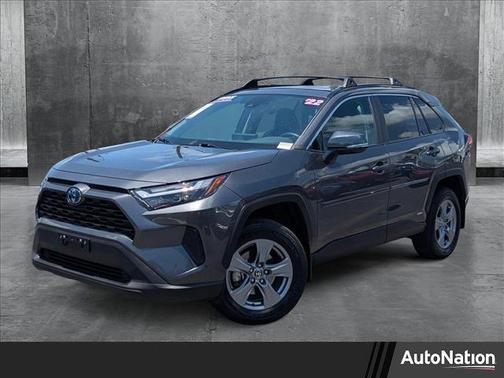 2022 Toyota RAV4 Hybrid XLE