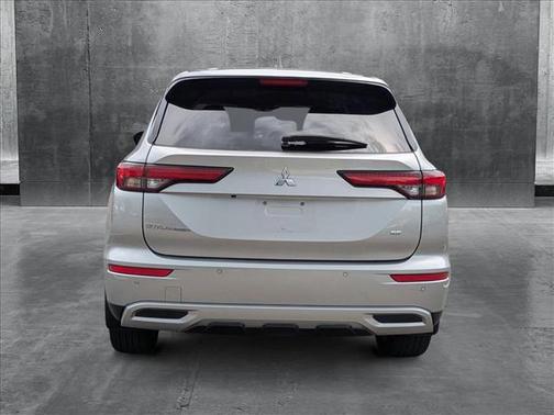 2023 Mitsubishi Outlander SE 2.5 2WD