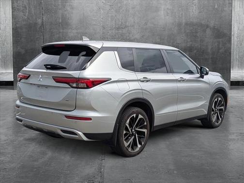 2023 Mitsubishi Outlander SE 2.5 2WD