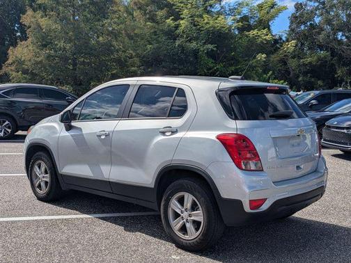 2022 Chevrolet Trax LS