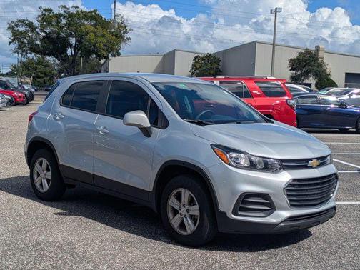 2022 Chevrolet Trax LS