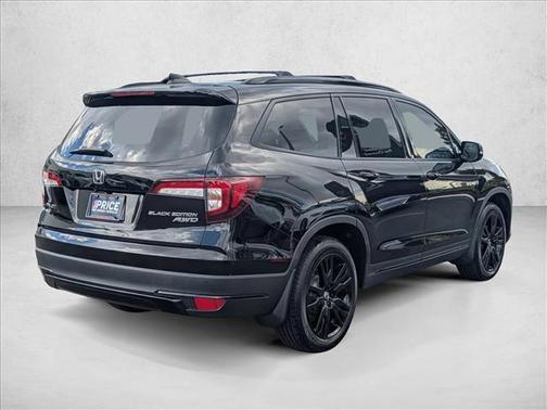 2022 Honda Pilot AWD Black Edition