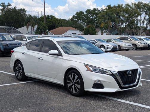 2021 Nissan Altima 2.5 SV