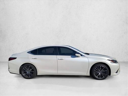 2022 Lexus ES 350 Base