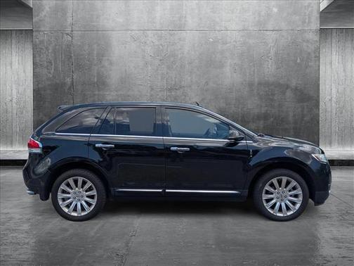 2015 Lincoln MKX Base