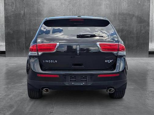 2015 Lincoln MKX Base