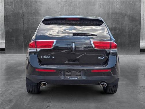 2015 Lincoln MKX Base