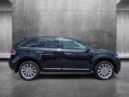 2015 Lincoln MKX Base