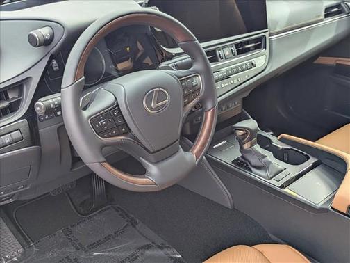 2025 Lexus ES 350 Ultra Luxury