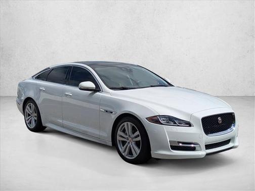 2019 Jaguar XJ R-Sport