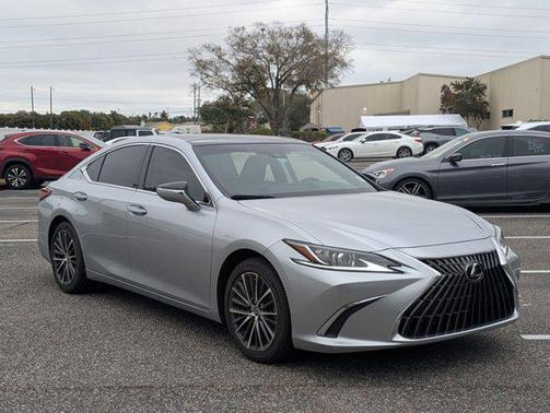 2022 Lexus ES 350 Base