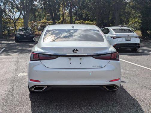 2024 Lexus ES 350 Base