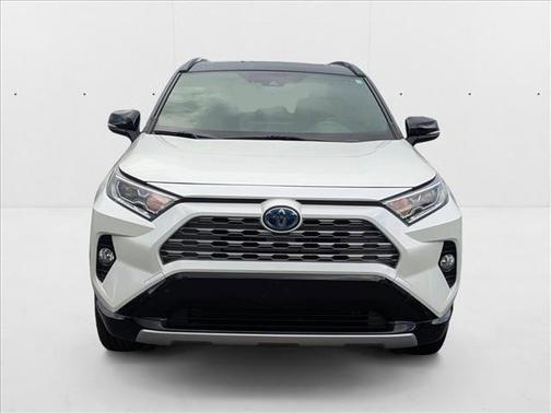 2020 Toyota RAV4 Hybrid SE