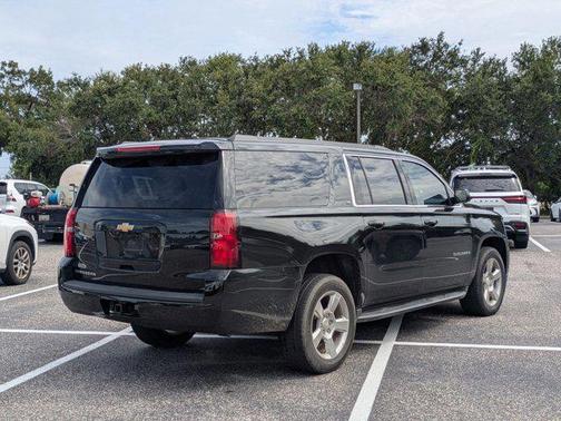 2019 Chevrolet Suburban LT